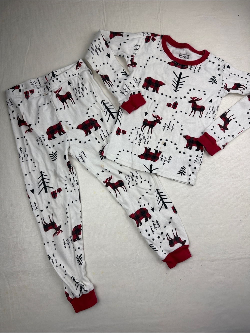 The Children's Place White Red Black Buffalo Plaid Moose Bear Pajama Set Size 4T